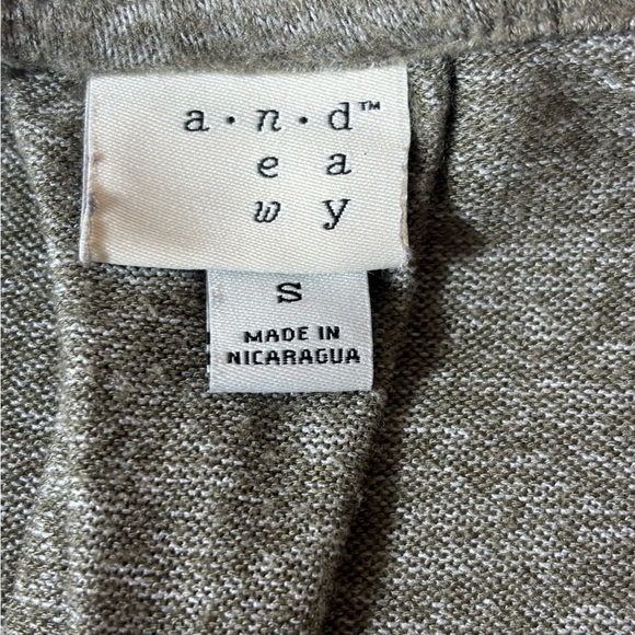 A New Day Sweater Lightweight Long Sleeve V-Neck Drop Shoulder Gray Size Small - Picture 8 of 13